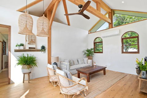 Adora Villa - Hotel Gold Coast 4