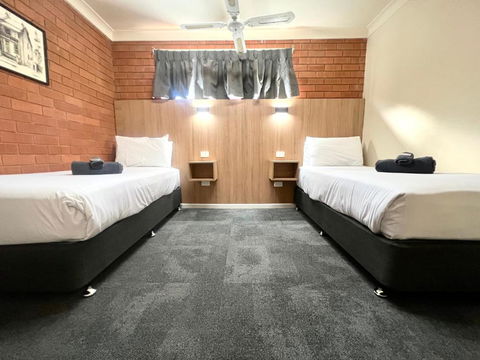 Adrian Motel - Hotel Gold Coast 2