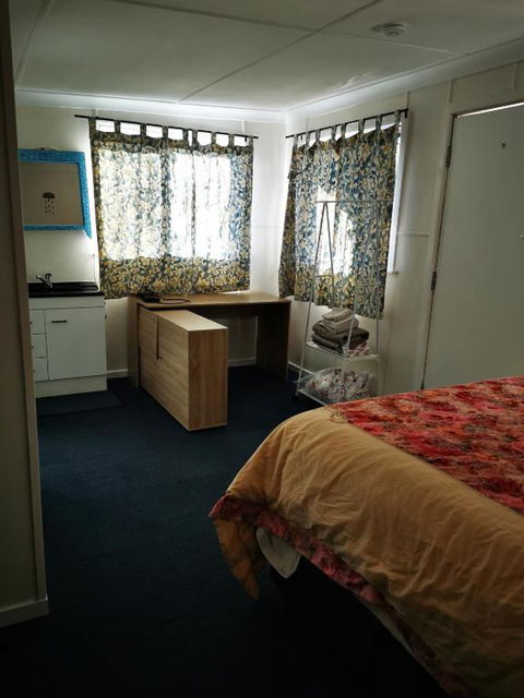 Affordable And Convenient Accommodation - Hotel Gold Coast 0
