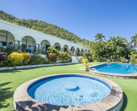 AFFORDABLE ISLAND ESCAPE! Queen Studio, Nelly Bay - Hotel Gold Coast 0
