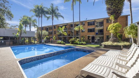 Affordable, Pet Friendly, Pool, Tennis, Beach - Hotel Gold Coast 0