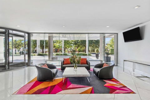 Adina Serviced Apartments Canberra Dickson - Hotel Gold Coast 1