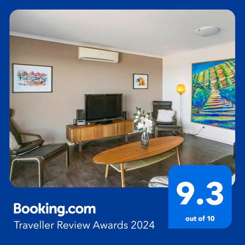 Absolute Waterfront Views And Kayaks - Hotel Gold Coast 4