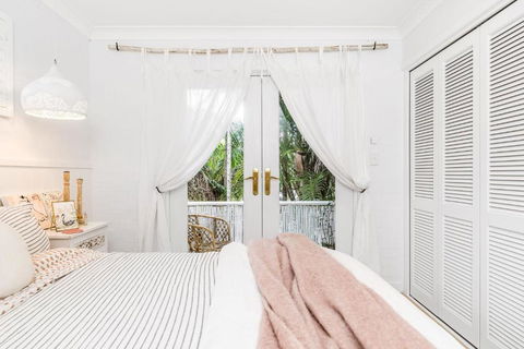 Alabaster Byron - Hotel Gold Coast 4