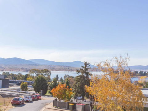 Alaska 8 Poley Cow Lane - Hotel Gold Coast 1