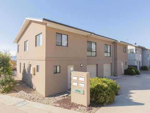 Alaska 8 Poley Cow Lane - Hotel Gold Coast 0