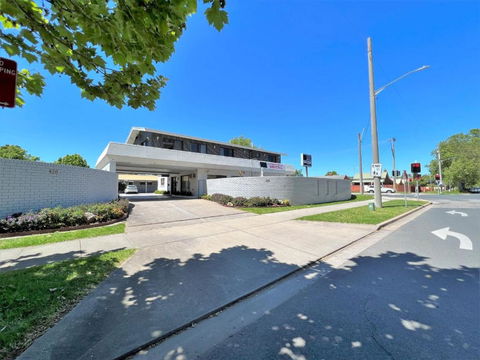 Albury Garden Court Motel - Hotel Gold Coast 2