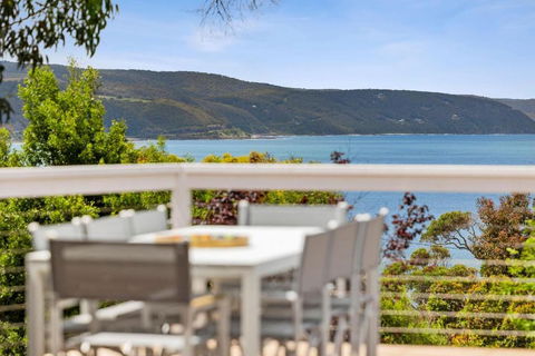 Albys At Lorne - Hotel Gold Coast 0