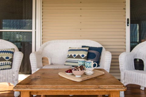 Aldinga Bay Bungalow Ocean View Retreat - Hotel Gold Coast 4