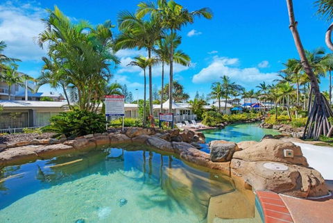 Alex Heads Beachfront Resort 2 Bedroom Apartment - Hotel Gold Coast 0