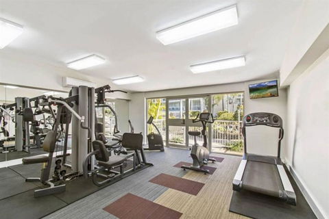 Alex Heads Beachfront Resort 2 Bedroom Apartment - Hotel Gold Coast 4