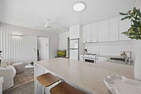 Alex Beachside Pet Friendly 2 Bed Apartment - Hotel Gold Coast 1