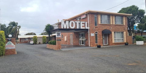 Alfa Motel - Hotel Gold Coast 0