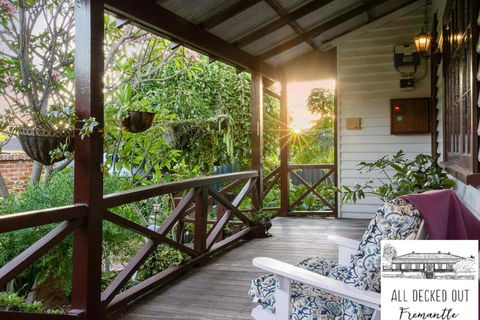 All Decked Out, Fremantle - Hotel Gold Coast 1