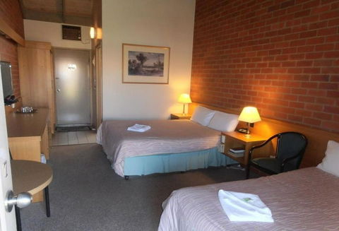 All Rivers Accommodation - Hotel Gold Coast 1