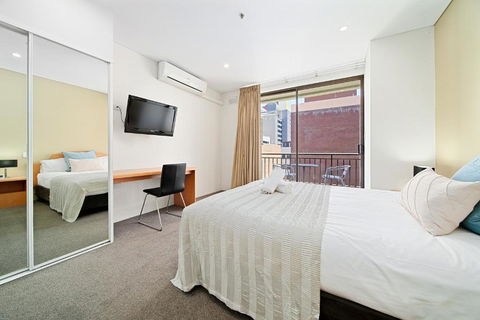 All Suites Perth - Hotel Gold Coast 4