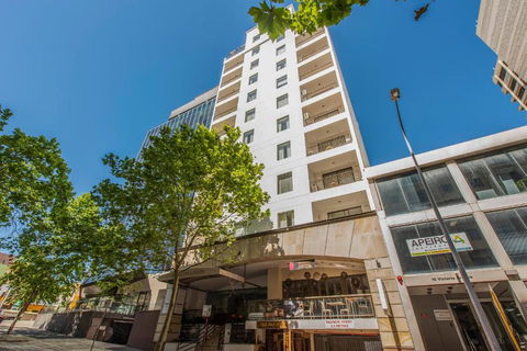 All Suites Perth - Hotel Gold Coast 0