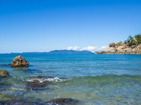 Alma Bay Holiday Unit 3 - Hotel Gold Coast 2