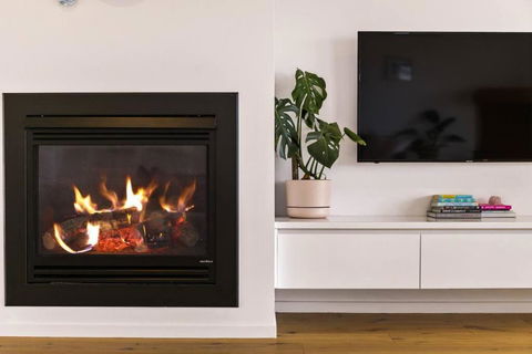 ALMA - Sun Filled Stylish Beach House - Hotel Gold Coast 3