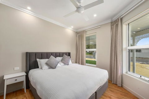Aloha Central Luxury Accommodation - Hotel Gold Coast 4