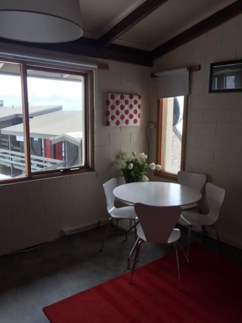 Alpine Haven 6 - Hotel Gold Coast 1