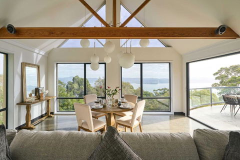 Alpine Nelson-Ultimate Luxury Retreat-Hobart - Hotel Gold Coast 1