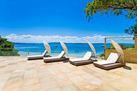 Amarna Luxury Beach Resort - Hotel Gold Coast 1