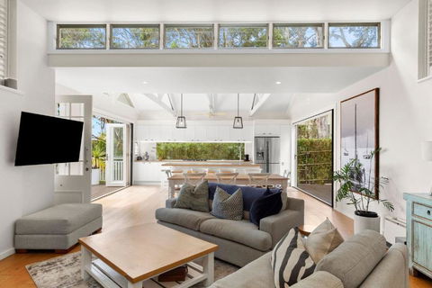 Amaroo By TCC - Hotel Gold Coast 3