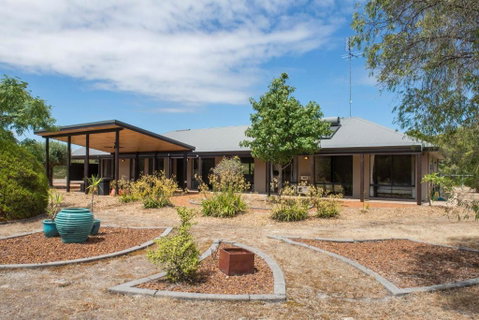 Amaroo - Hotel Gold Coast 1