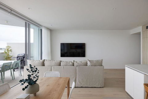 Amaya - 2 Bed Option - Hotel Gold Coast 2