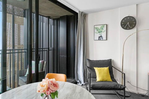 Amazing CBD 2BR Apt - Walkable & Wi-Fi & Charm - Hotel Gold Coast 2