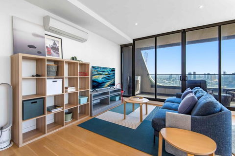 Amazing City Sea & Shrine View W Free Parking - Hotel Gold Coast 1