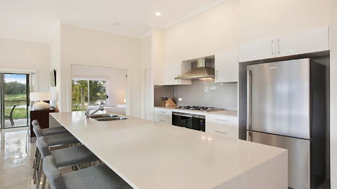 Amber Lakes - The Vintage - Hotel Gold Coast 4