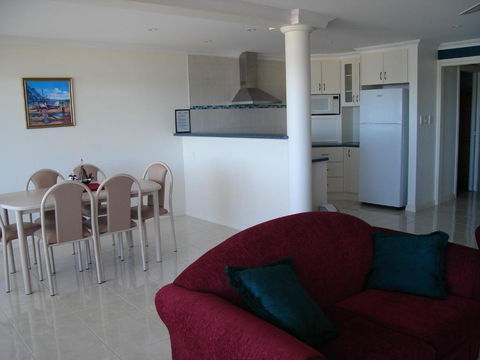 Ambience Apartments Apartment 2 - Hotel Gold Coast 4