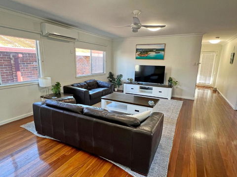 Amble Inn - Bring Your Own Linen - Hotel Gold Coast 3