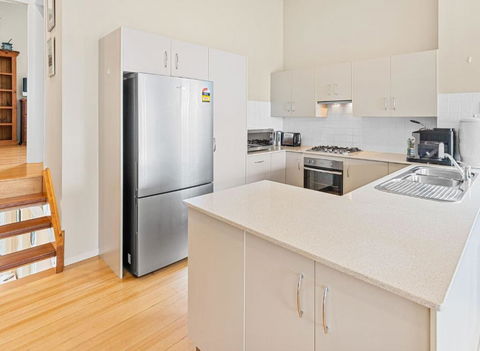 Angourie Blue 5 - Ocean Views - Hotel Gold Coast 1