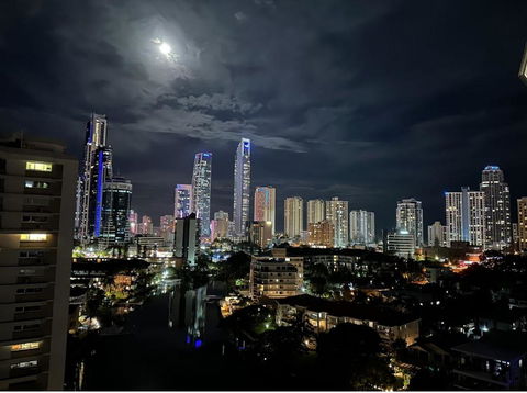 Amazing Views Surfers Paradise 2 Bedroom Unit Close To Everything - Hotel Gold Coast 0