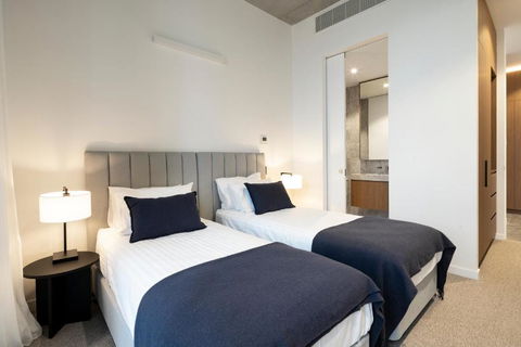 Alfred & Turner Apartments, Luxury 2 Bedroom Condos In The Heart Of The Valley - Hotel Gold Coast 2