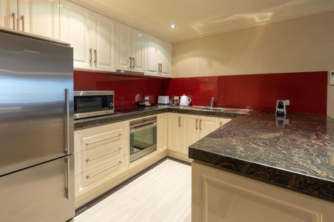 Apartment 4, 9 River Lane Mannum - Hotel Gold Coast 1