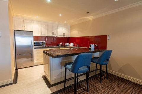 Apartment 4, 9 River Lane Mannum - Hotel Gold Coast 2