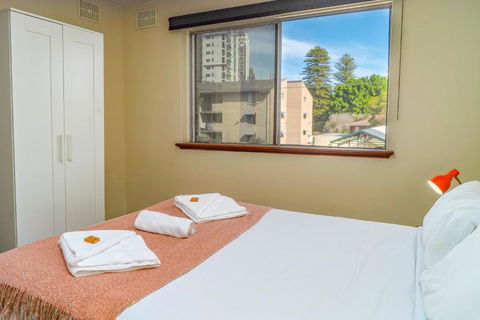 Apartment 5 Burswood - Hotel Gold Coast 4