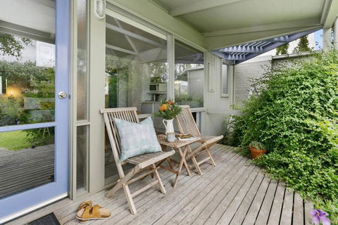 Apollo Bay Beach Bungalow - Couples Retreat - Hotel Gold Coast 0