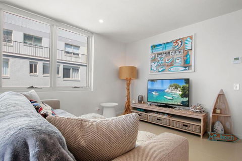 Aquaview Unit 604, 29 Canberra Tce, Kings Beach - Hotel Gold Coast 1
