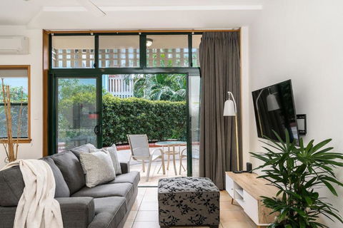 Arcadia - Hotel Gold Coast 1