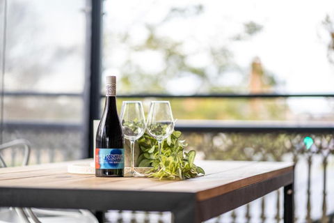 Archer St Heart Of North Adelaide Balcony 65TV - Hotel Gold Coast 2