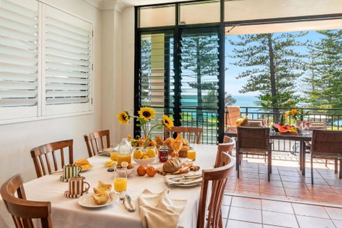 Arcoola 2 - Views Over Main Beach - Hotel Gold Coast 2
