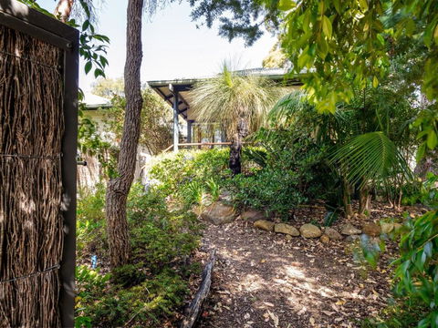 Aroha - Hotel Gold Coast 0