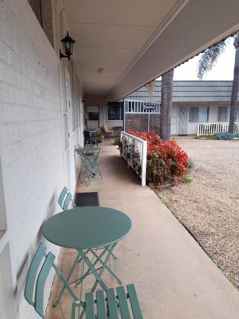 Aromet Motor Inn - Hotel Gold Coast 1