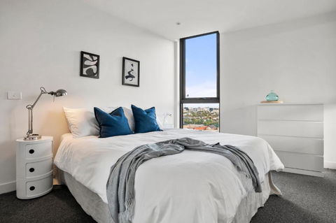 Art Deco - City View Nest - Hotel Gold Coast 2