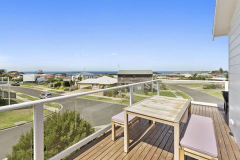 Art House - Hotel Gold Coast 2